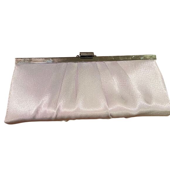 Jessico McClintock Silver Satin Clutch, Evening Clutch, Drop Chain, Clasp - Picture 3 of 11